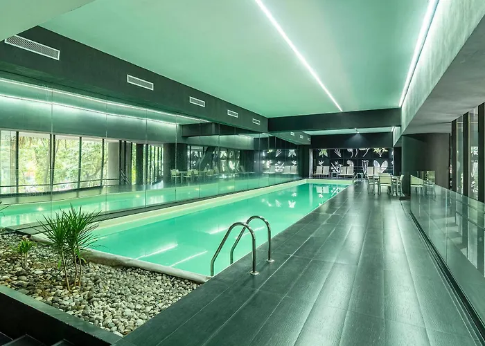 Aparthotel Casa Magenta By Kukun