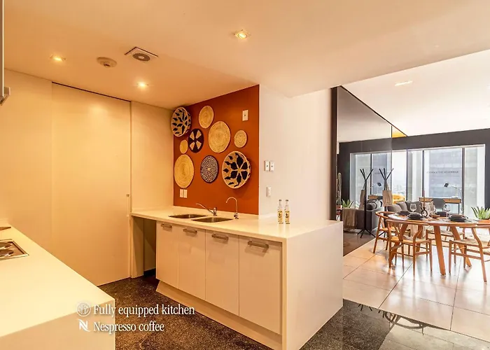 Aparthotel Casa Magenta By Kukun 4*